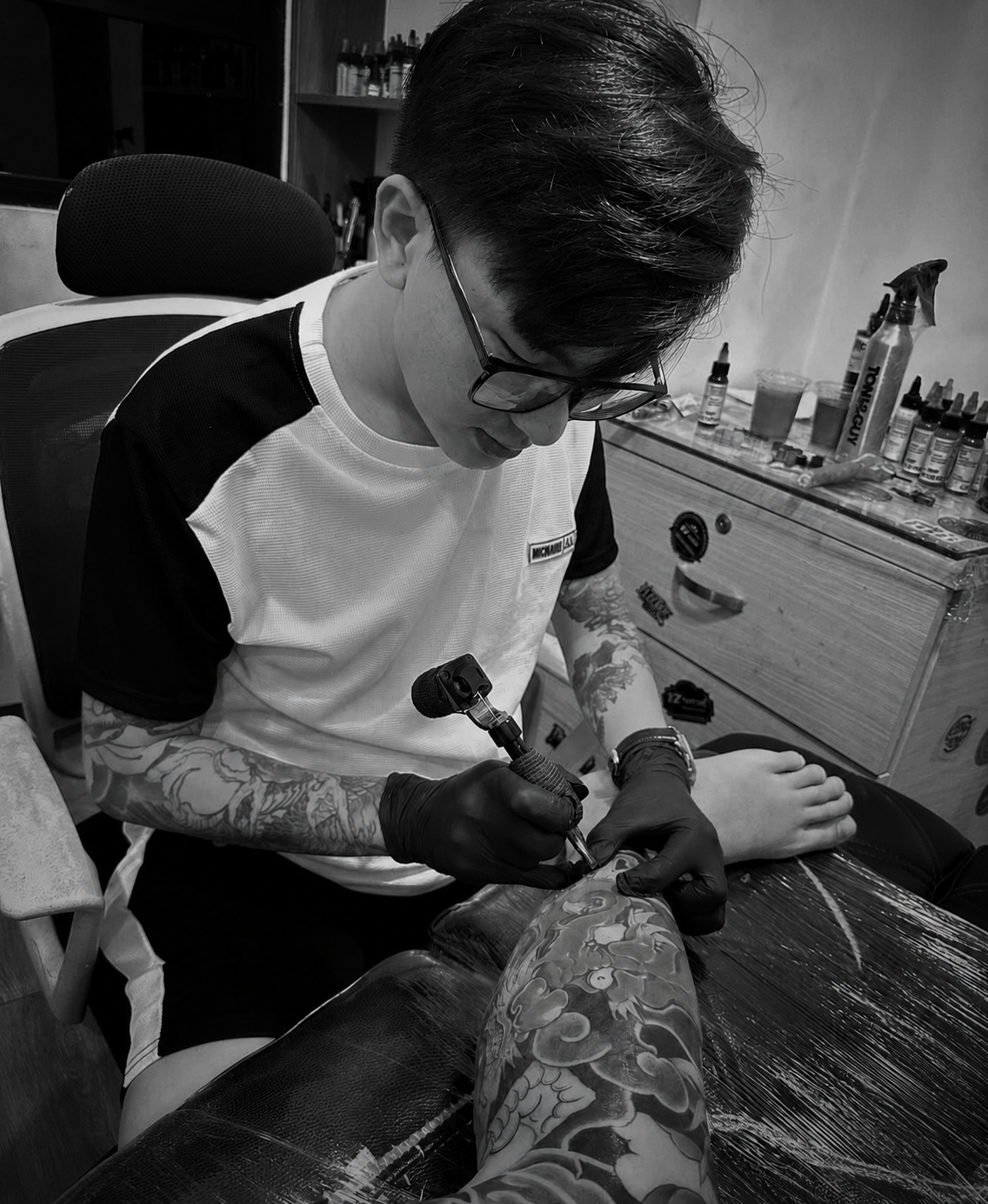 Artist Hoang
